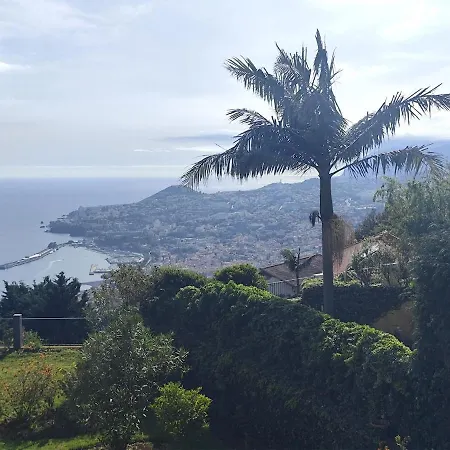 Ocean Views - Scenic Garden Getaway * Funchal (Madeira)
