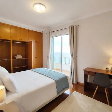 Ocean Views - Scenic Garden Getaway Funchal (Madeira)